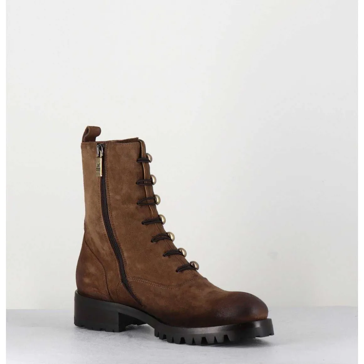 Bottines A Boutonniere En Daim Marron Brosse - 2738 Peach Sandalo