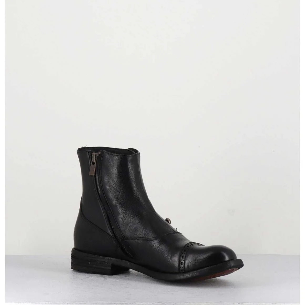 Bottines En Cuir Noir A Boutons - Lexikon095 Nero