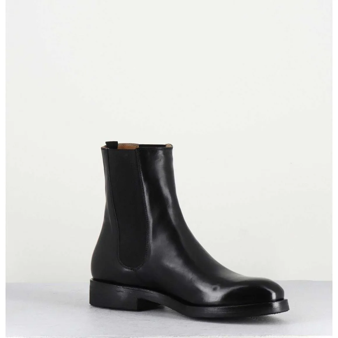 Bottines Plates En Cuir Noir A Elastiques - Camil 70017 Black