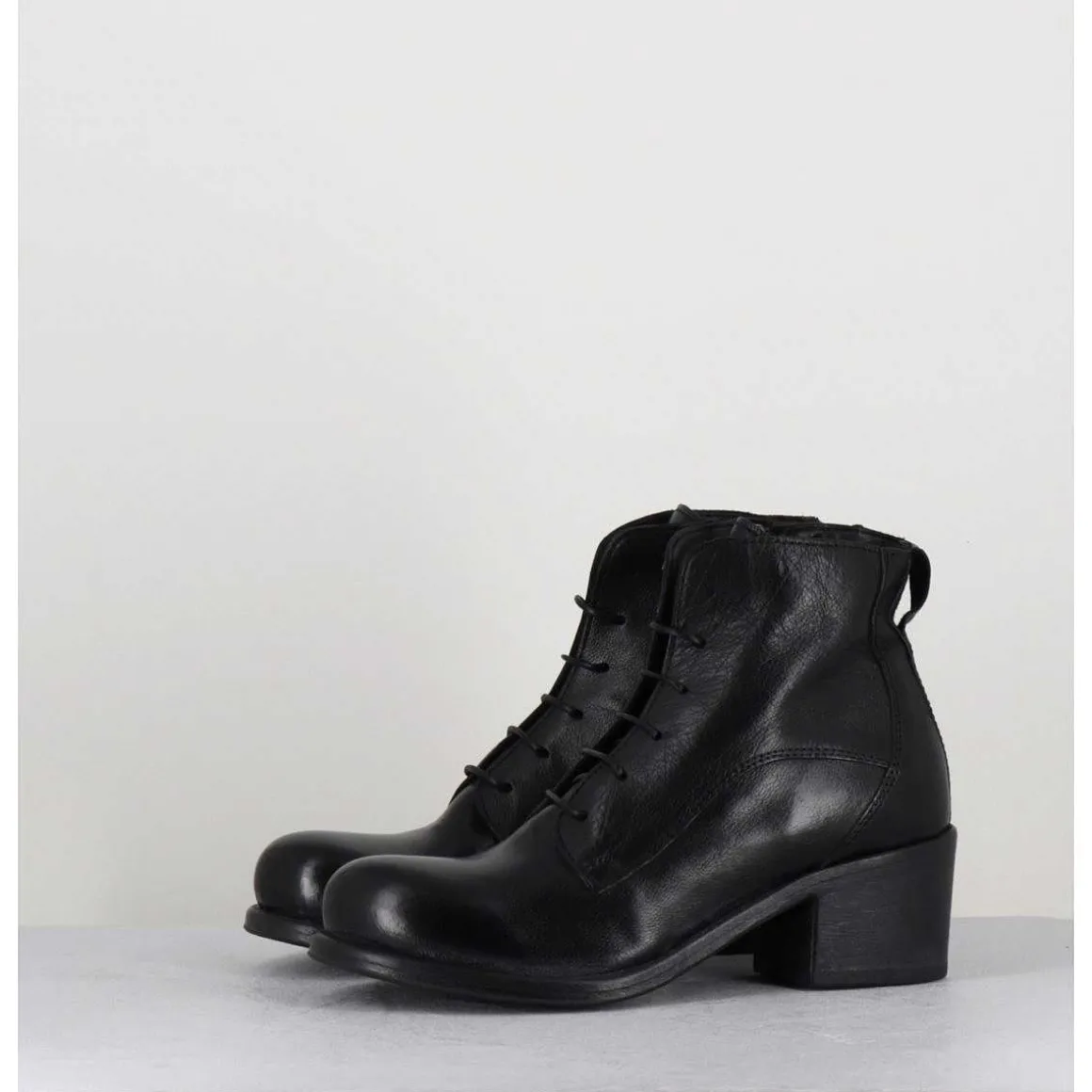 Chaussures En Cuir Noir A Lacets - 1Cw348 Nero