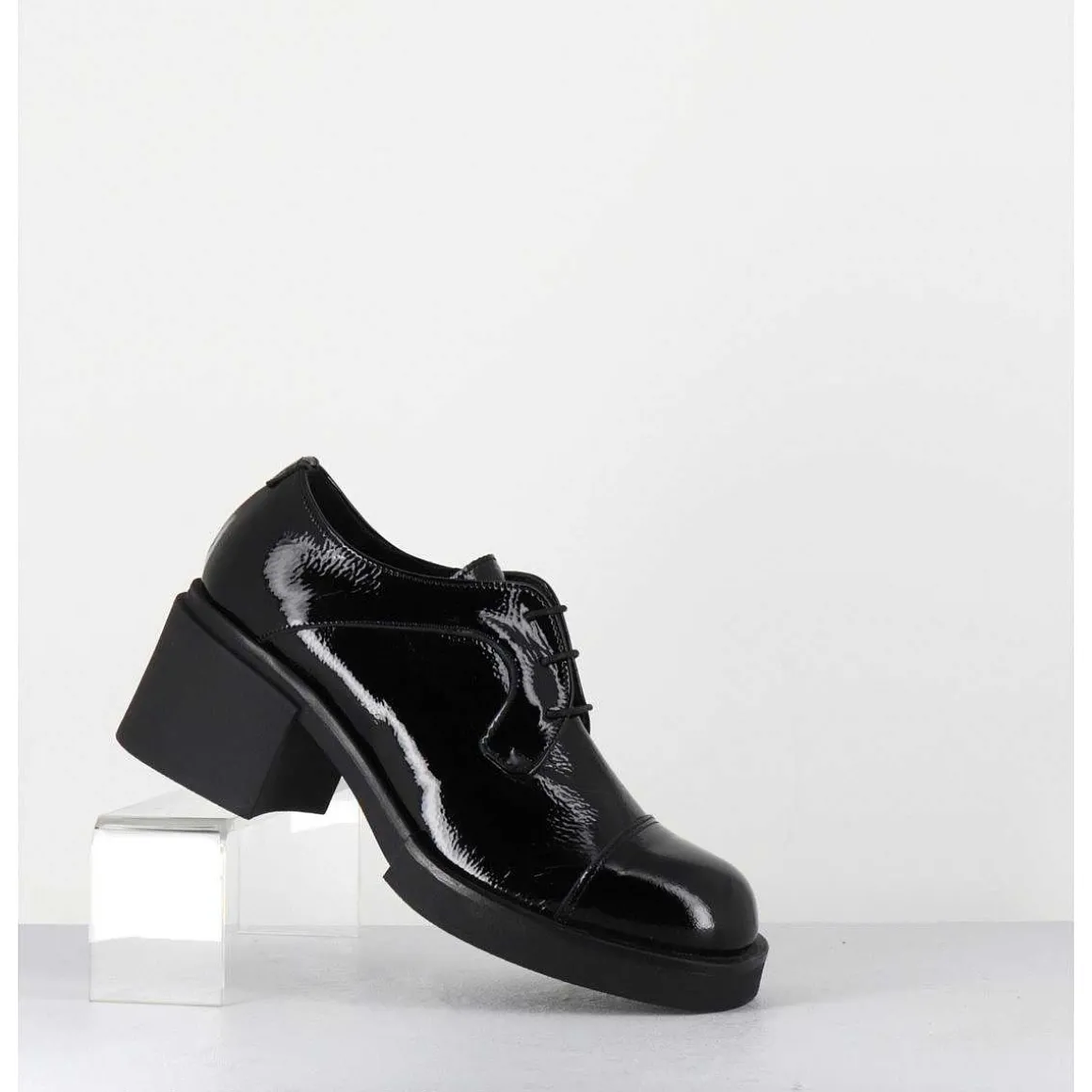 Derbies A Talon En Cuir Vernis Souple Noir - Yoshi Naplak Nero