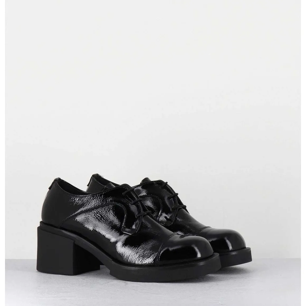 Derbies A Talon En Cuir Vernis Souple Noir - Yoshi Naplak Nero