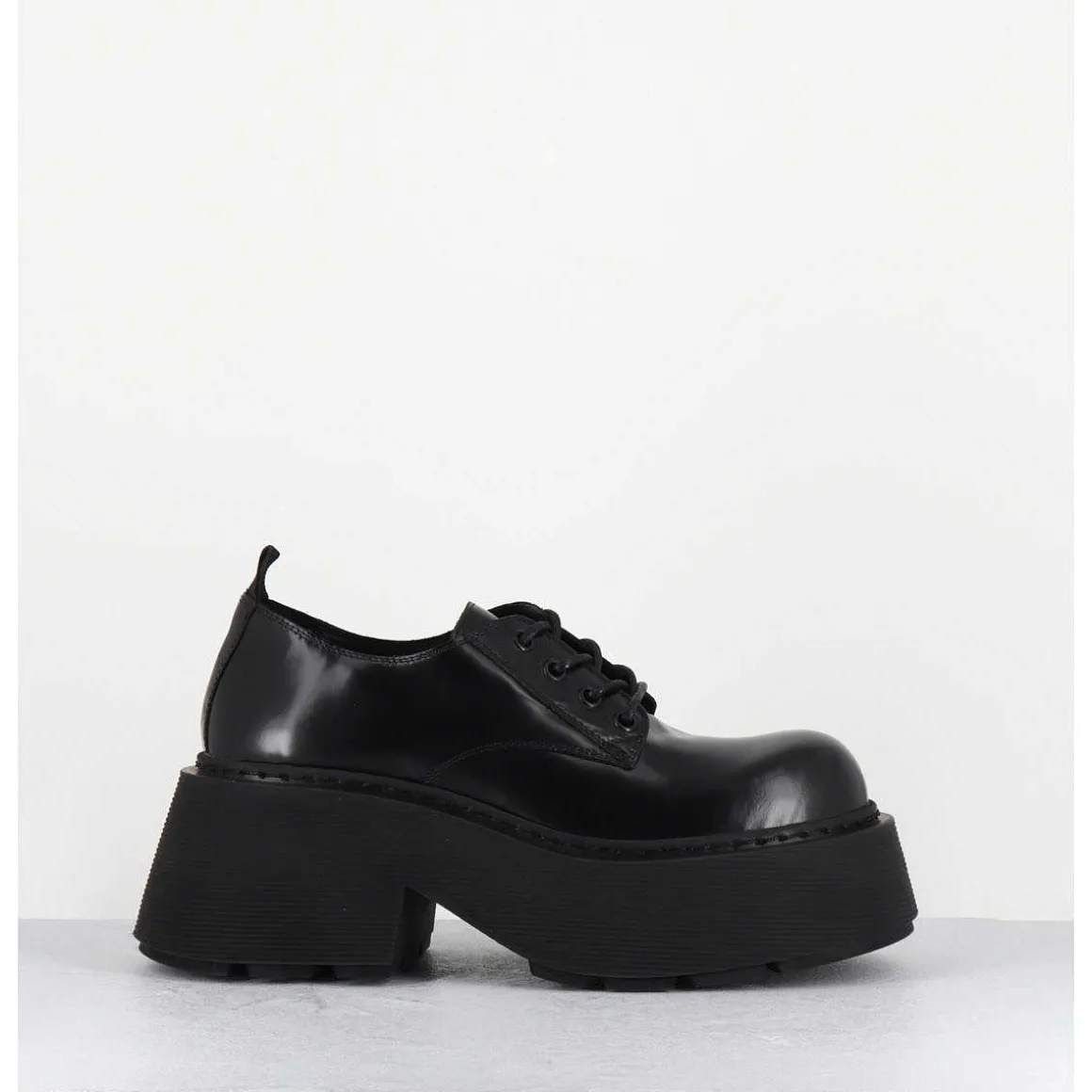 Derbies En Cuir Glace Noir Fume Semelle Epaisse - 1D7702D Buffy Black