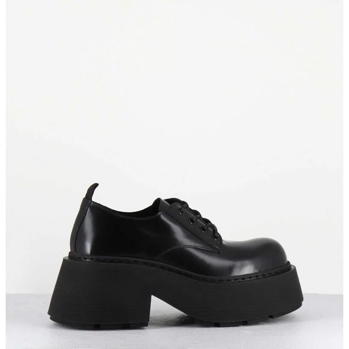 Derbies En Cuir Glace Noir Fume Semelle Epaisse - 1D7702D Buffy Black
