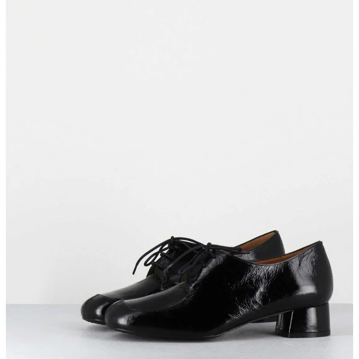 Derbies En Cuir Noir Petit Talon - Monica Black Malory
