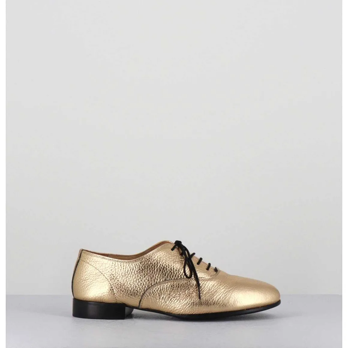 Derbies Minimalistes En Cuir Dore - Stja Cow Platino