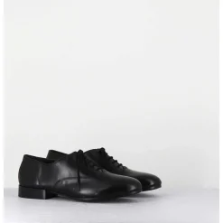 Derbies Minimalistes En Cuir Souple Noir - Stja Cow Black