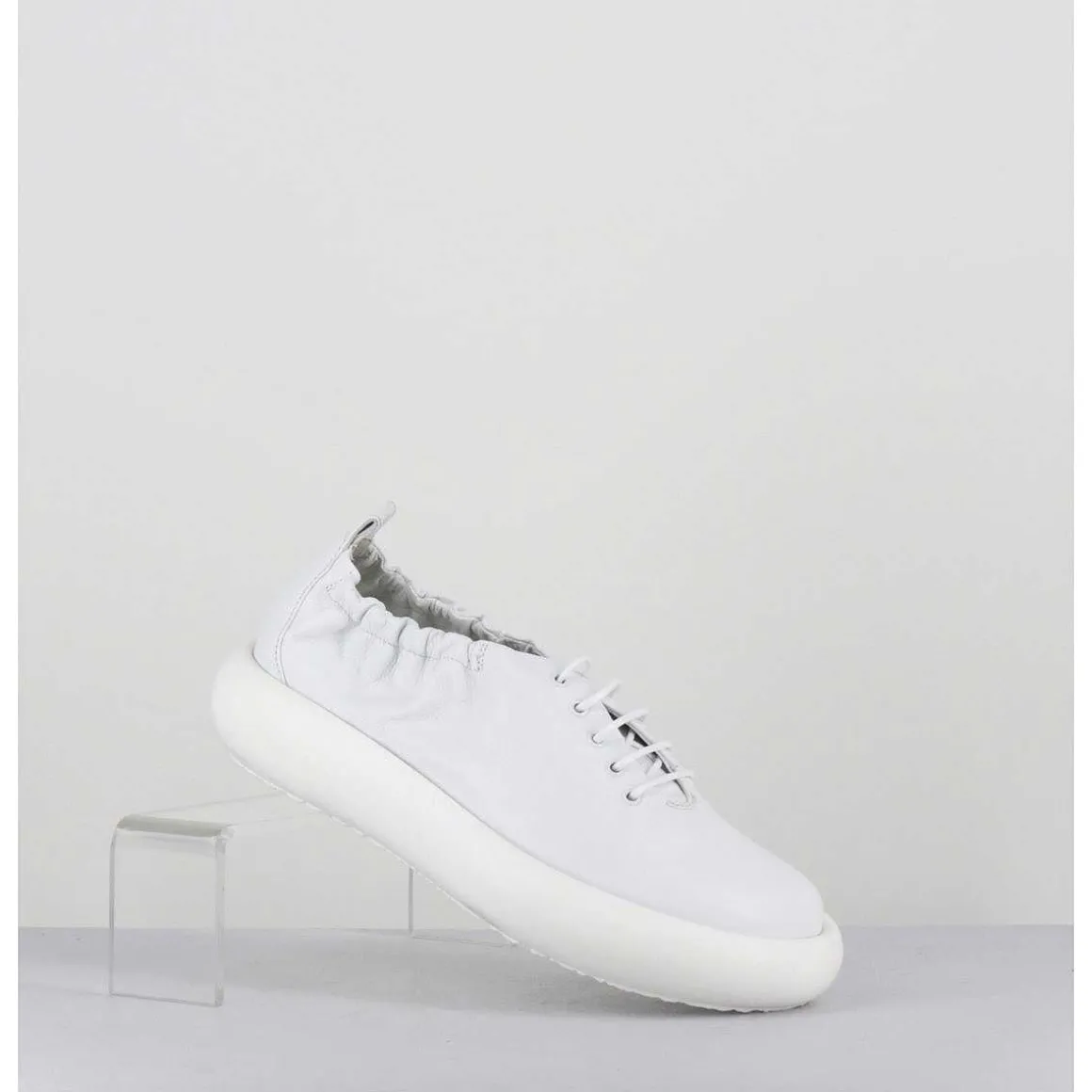 Lace-Up Donut Shoe Cuir Blanc - 1C6856D Travel White