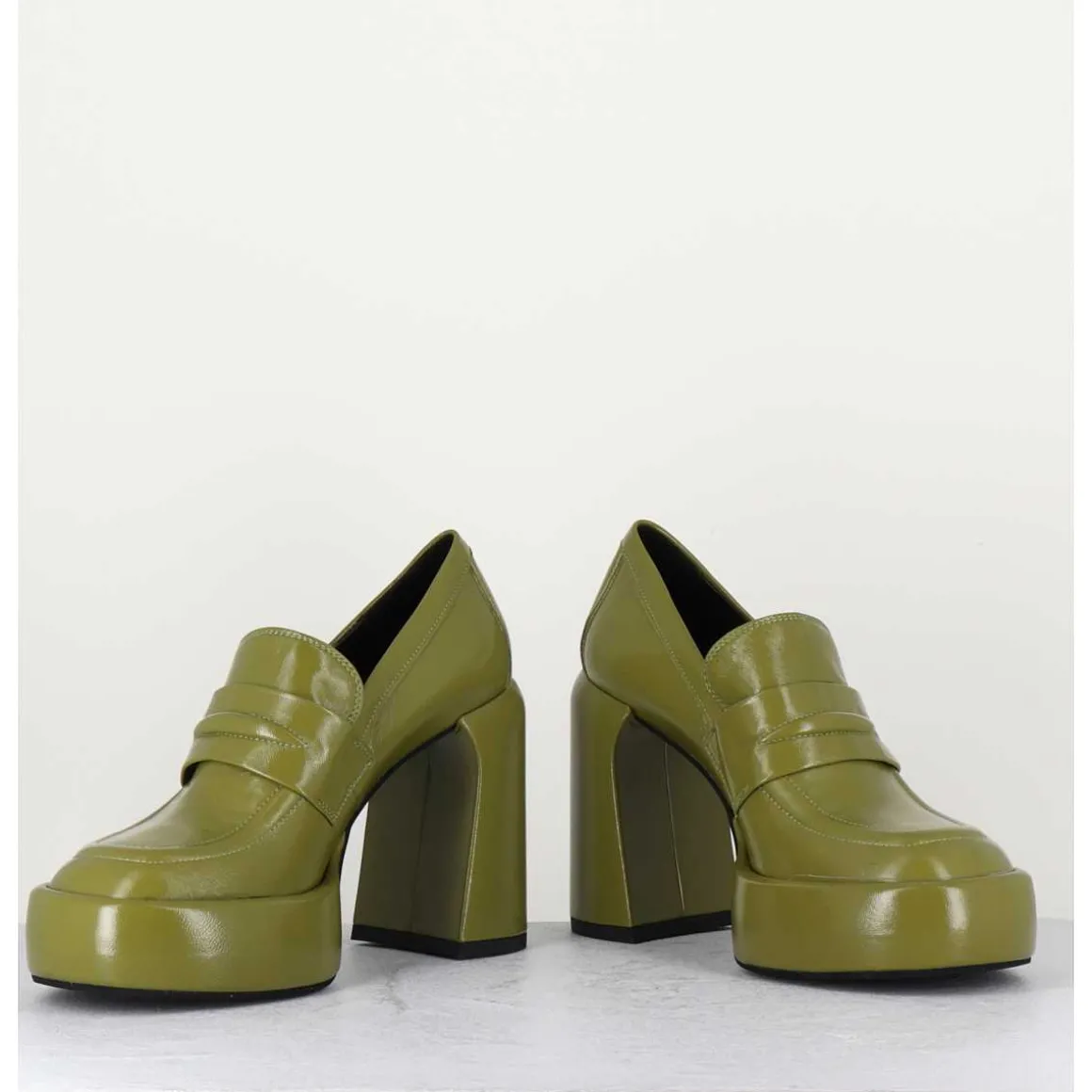 Mocassins A Plateforme En Cuir Vert Kaki - E3301 Erba