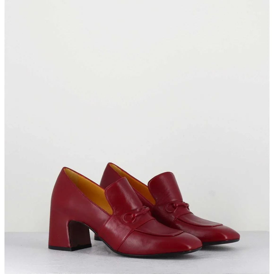 Mocassins A Talon 70S En Cuir Rouge Bout Carre - F511 Seta Red