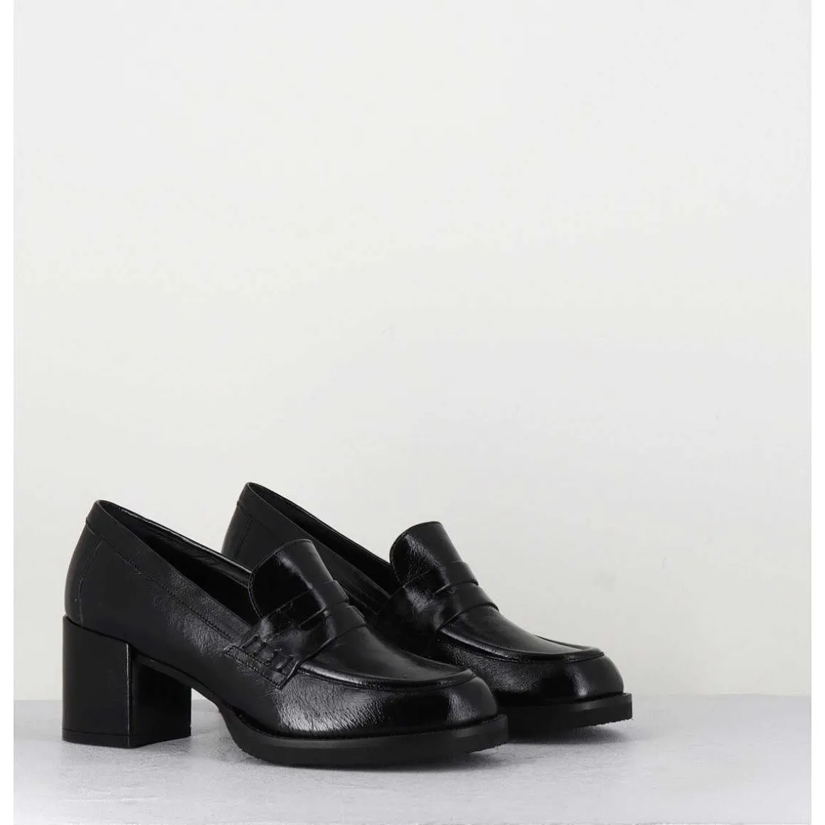 Mocassins En Cuir Brillant Noir - Ah500 Black
