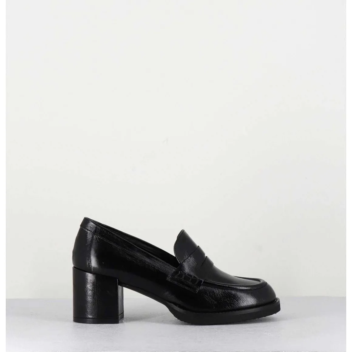 Mocassins En Cuir Brillant Noir - Ah500 Black