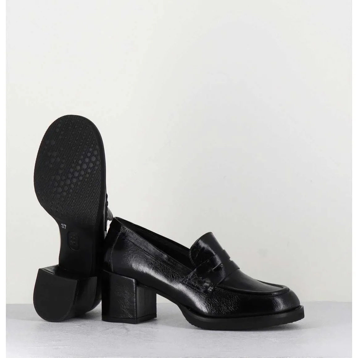 Mocassins En Cuir Brillant Noir - Ah500 Black