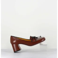 Mocassins En Cuir Lisse Marron A Pompon - R233M Mousse Cuoio