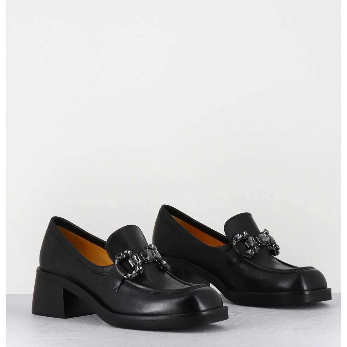 Mocassins En Cuir Noir & Bijoux - W232588 Guanto Nero