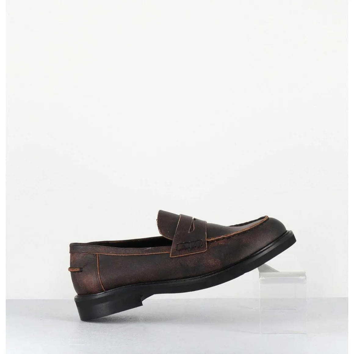 Mocassins Plats A Bout Rond En Cuir Cuir Effet Vintage Marron - Chino Soul Meringa