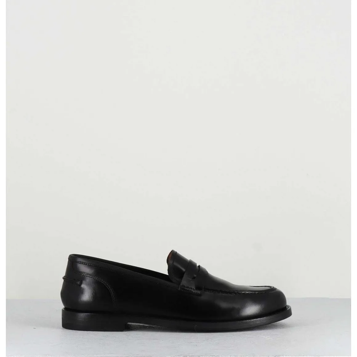 Mocassins Plats En Cuir Glace Noir - Zoe56040 Black