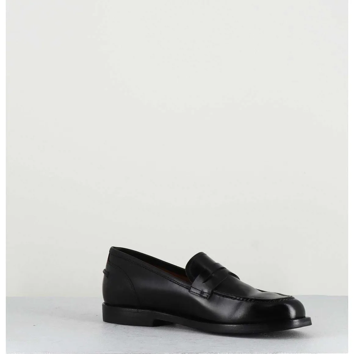 Mocassins Plats En Cuir Glace Noir - Zoe56040 Black
