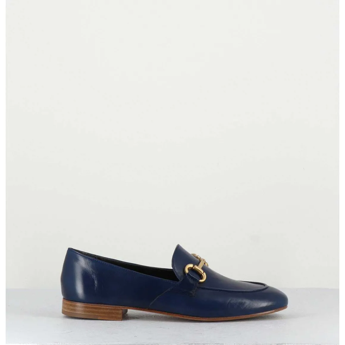Mocassins Plats En Cuir Souple Bleu Marine & Mors Dore - N125 Marine