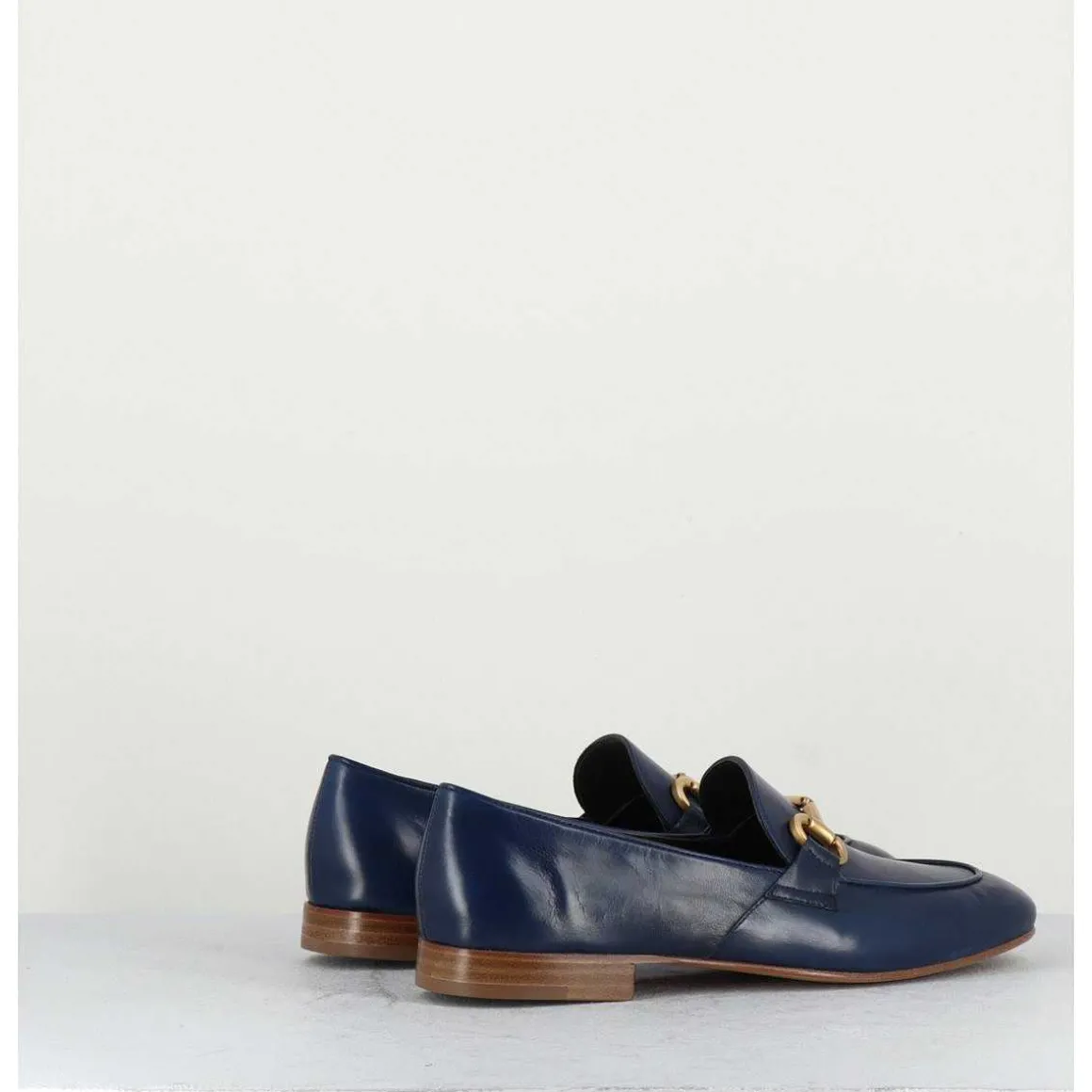 Mocassins Plats En Cuir Souple Bleu Marine & Mors Dore - N125 Marine