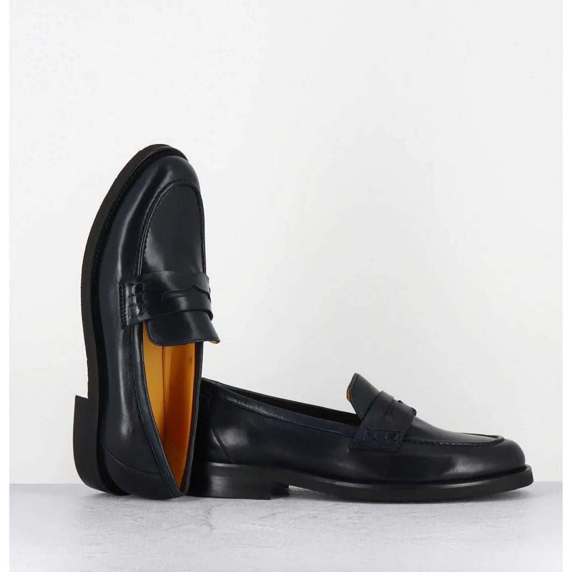 Mocassins Plats En Cuir Souple Bleu Nuit - P906 Seta Blu
