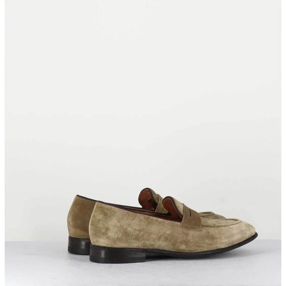 Mocassins Plats En Daim Taupe - Dunia 80013 Tabacco