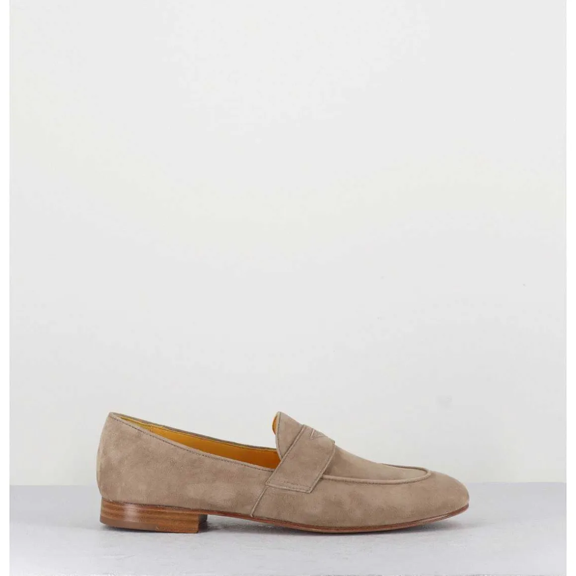Mocassins Souples En Daim Taupe Clair - N126 Beige
