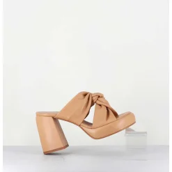 Mules A Plateforme En Cuir Souple Beige - Auri Cloe Biscotto