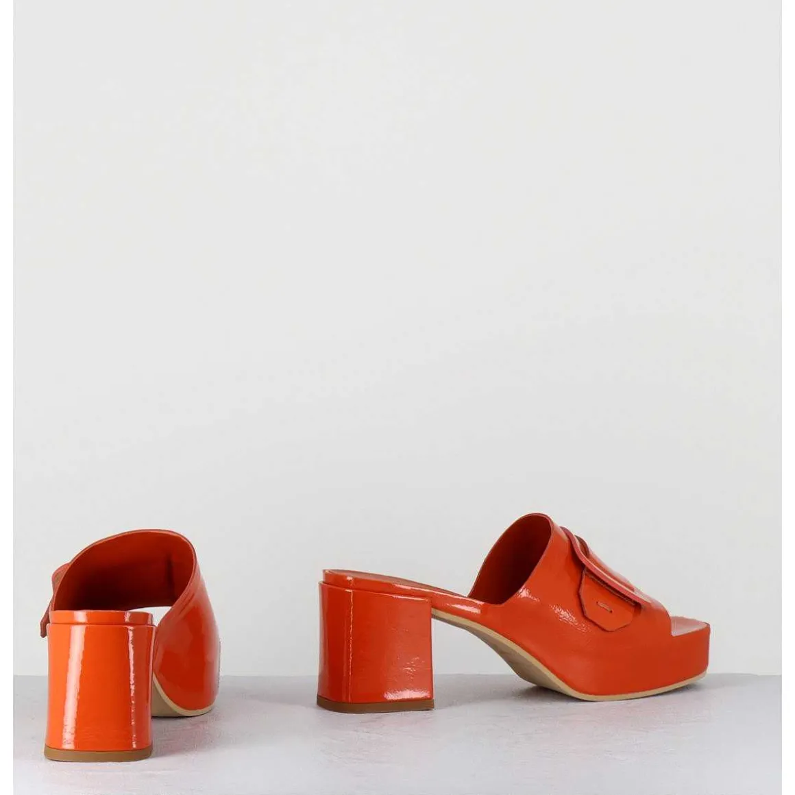 Mules A Plateforme Petit Talon Vernis Orange - 11532 Vetro Orange