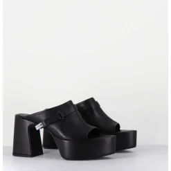 Mules A Plateforme Pointu En Cuir Noir - M6415 Vanity Nero