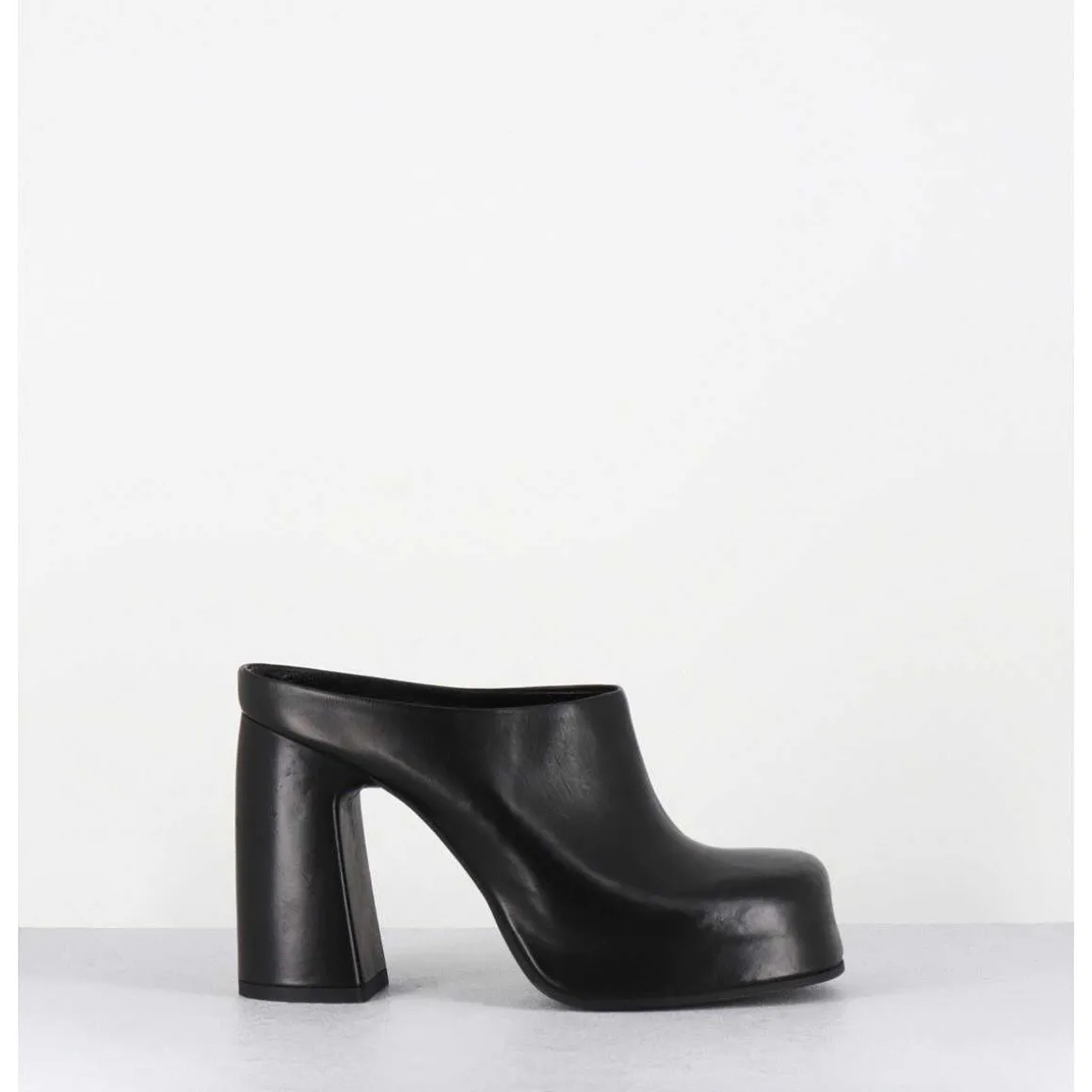 Mules A Plateforme Recouverte Talon Haut En Cuir Noir - Vatik Fular Nero