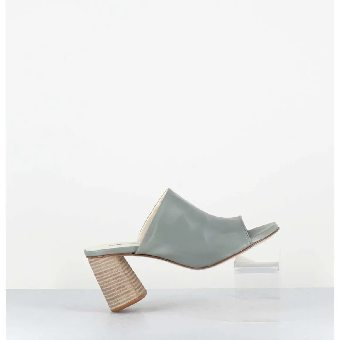 Mules A Talon En Cuir Gris - Maya02 Buffy Cloud