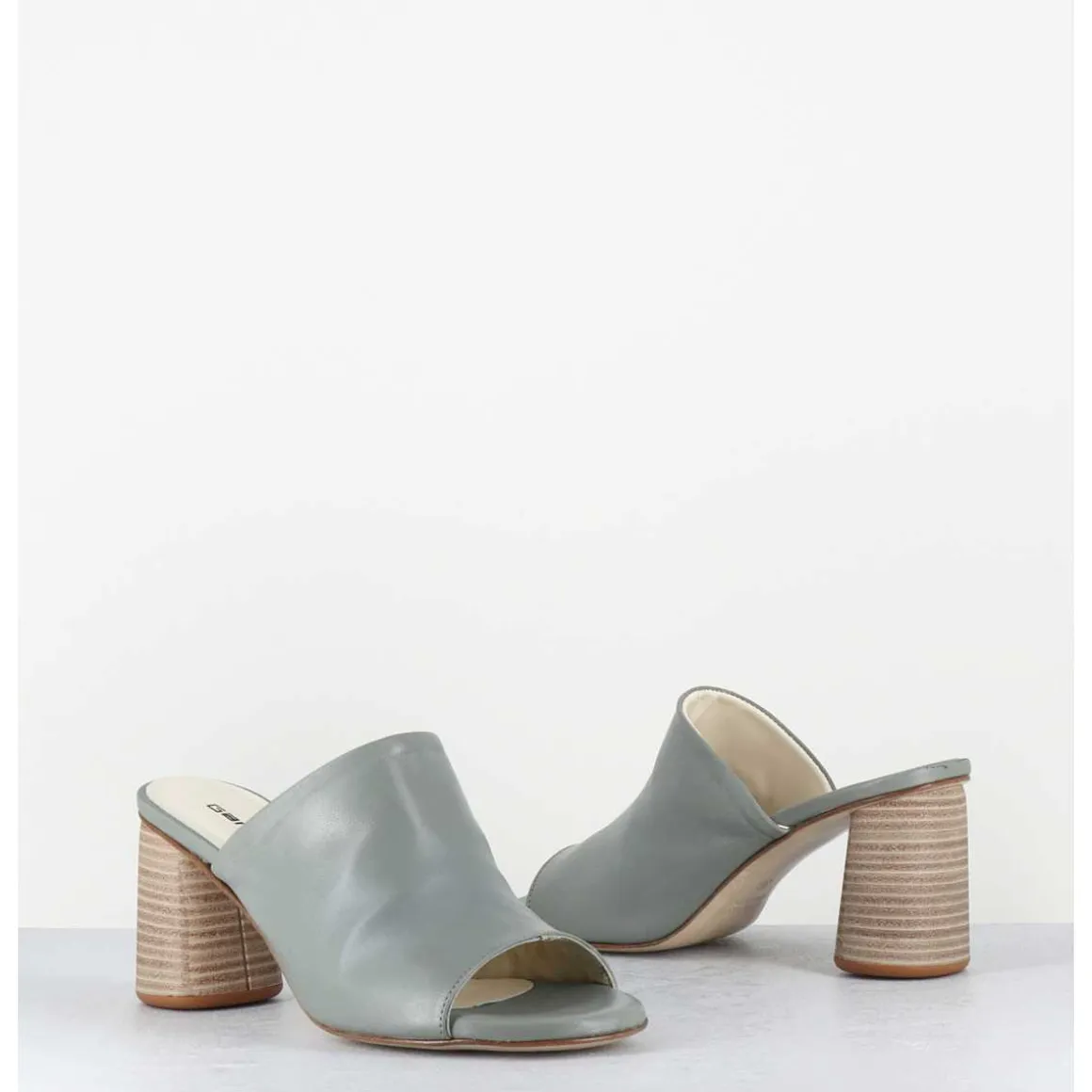 Mules A Talon En Cuir Gris - Maya02 Buffy Cloud