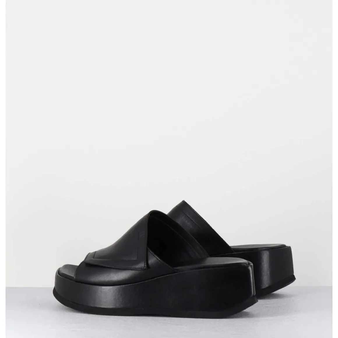 Mules Compensees Asymetriques En Cuir Noir - Galau1 Buffy Nero