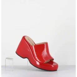 Mules Compensees 90S En Cuir Vernis Rouge - Masa1 Cindy Rosso