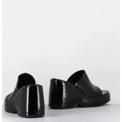 Mules Compensees 90S En Cuir Vernis Noir - Masa2 Cindy Nero