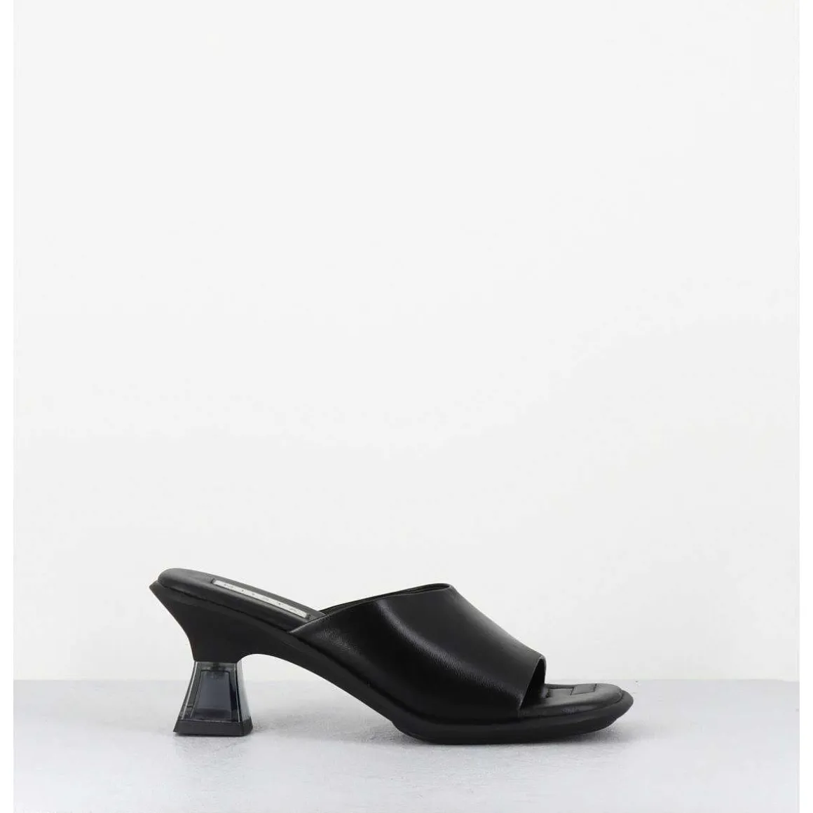 Mules En Cuir Noir Talon Plexi - Synthia Black Sandals
