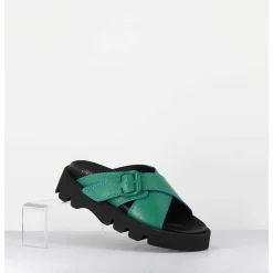 Mules En Cuir Vert Semelle Crantee - Lacey Green Sandals