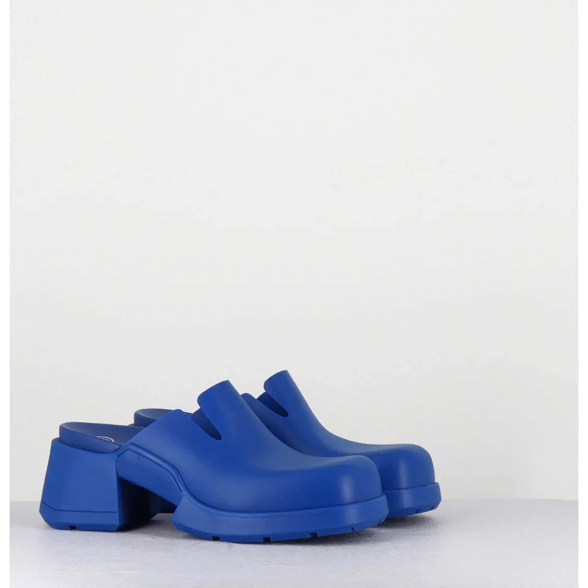 90S Blue Rubber Clogs - Blissa Blue Mules