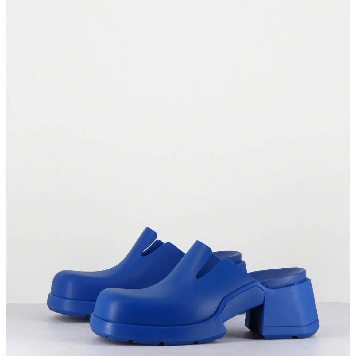 90S Blue Rubber Clogs - Blissa Blue Mules