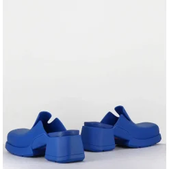90S Blue Rubber Clogs - Blissa Blue Mules
