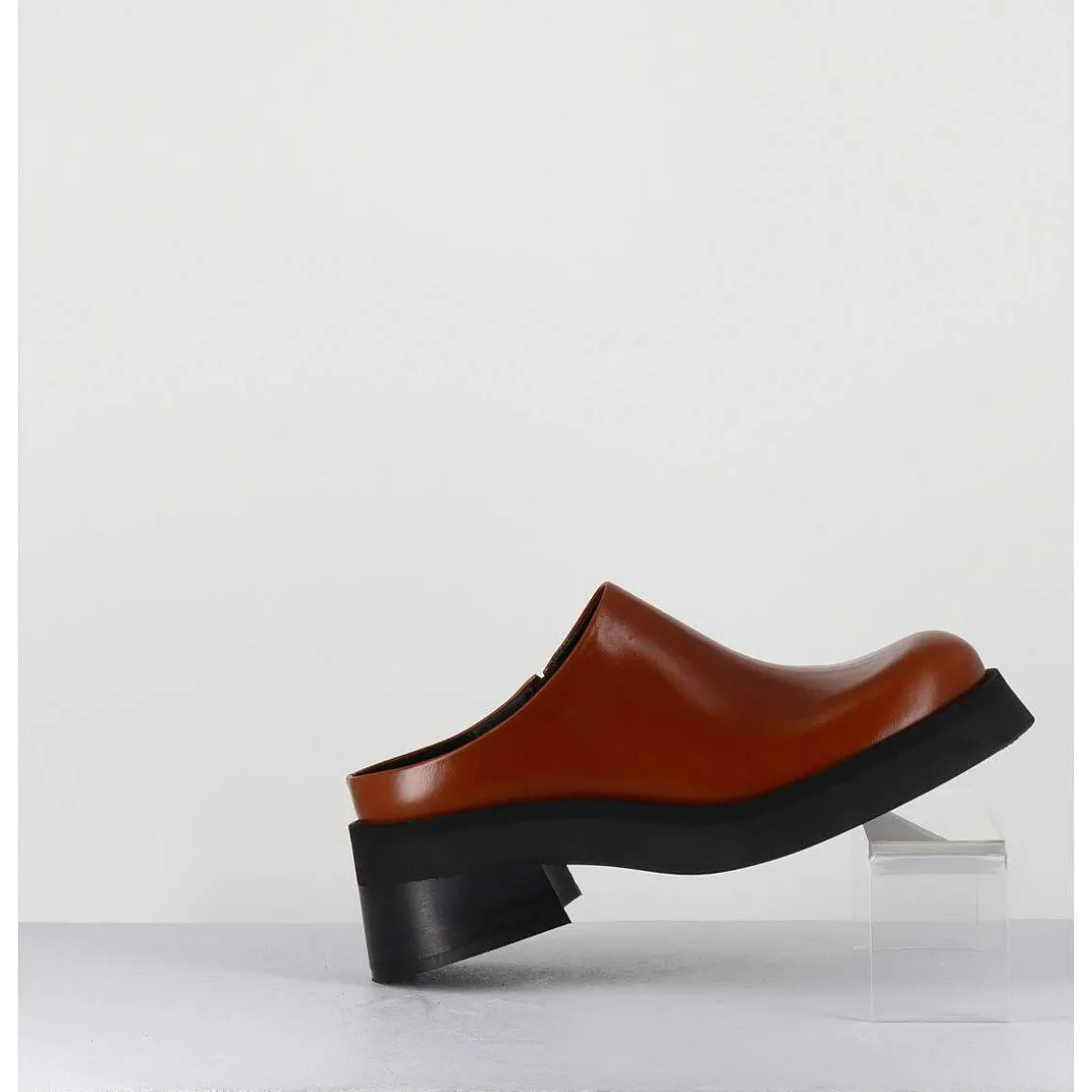 Sabots En Cuir Lisse Marron - Odile Brown Mules