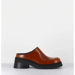 Sabots En Cuir Lisse Marron - Odile Brown Mules