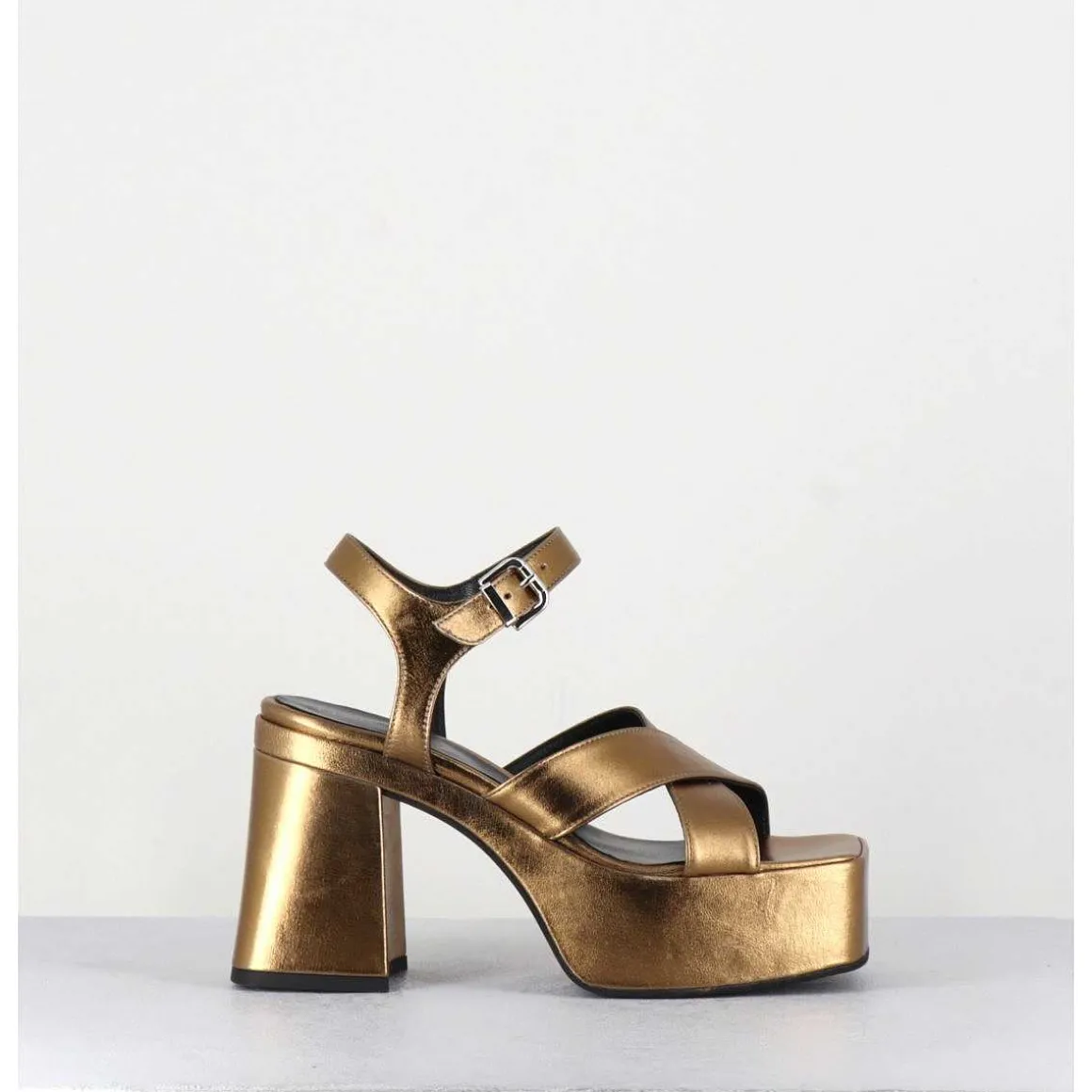 Sandales A Plateforme En Cuir Metallise Bronze - Ameru Luxor