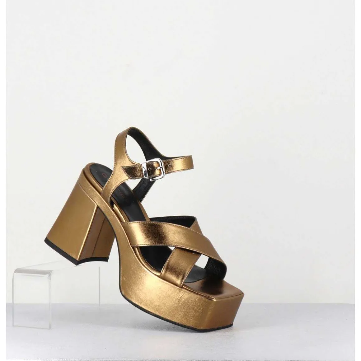 Sandales A Plateforme En Cuir Metallise Bronze - Ameru Luxor