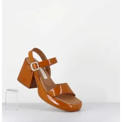 Sandales A Plateforme En Cuir Vernis Camel - Beverly Camel Sandals