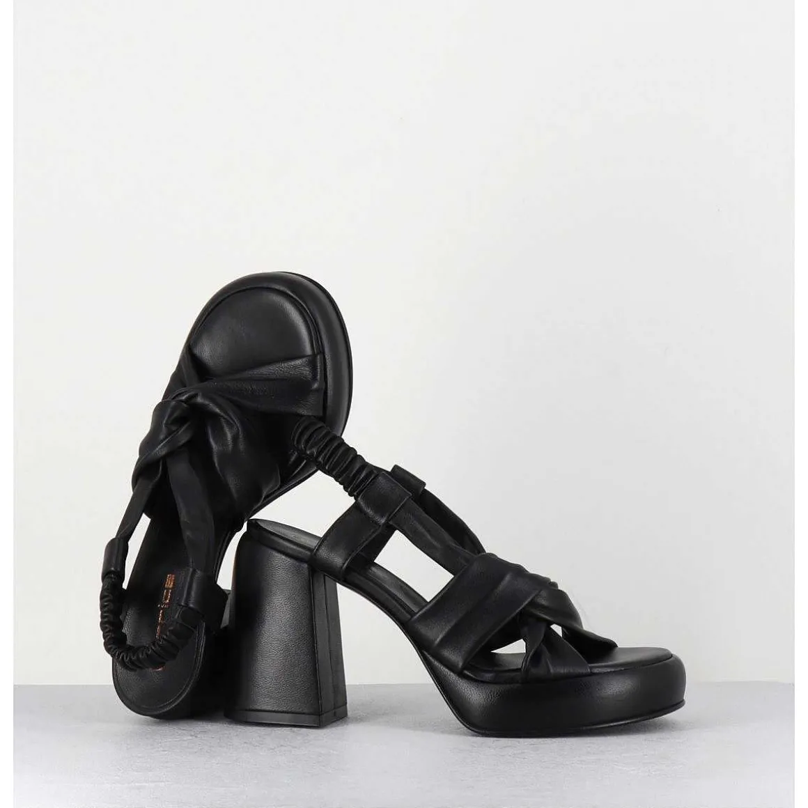 Sandales A Plateforme En Cuire Souple Noir - Aura Cloe Nero