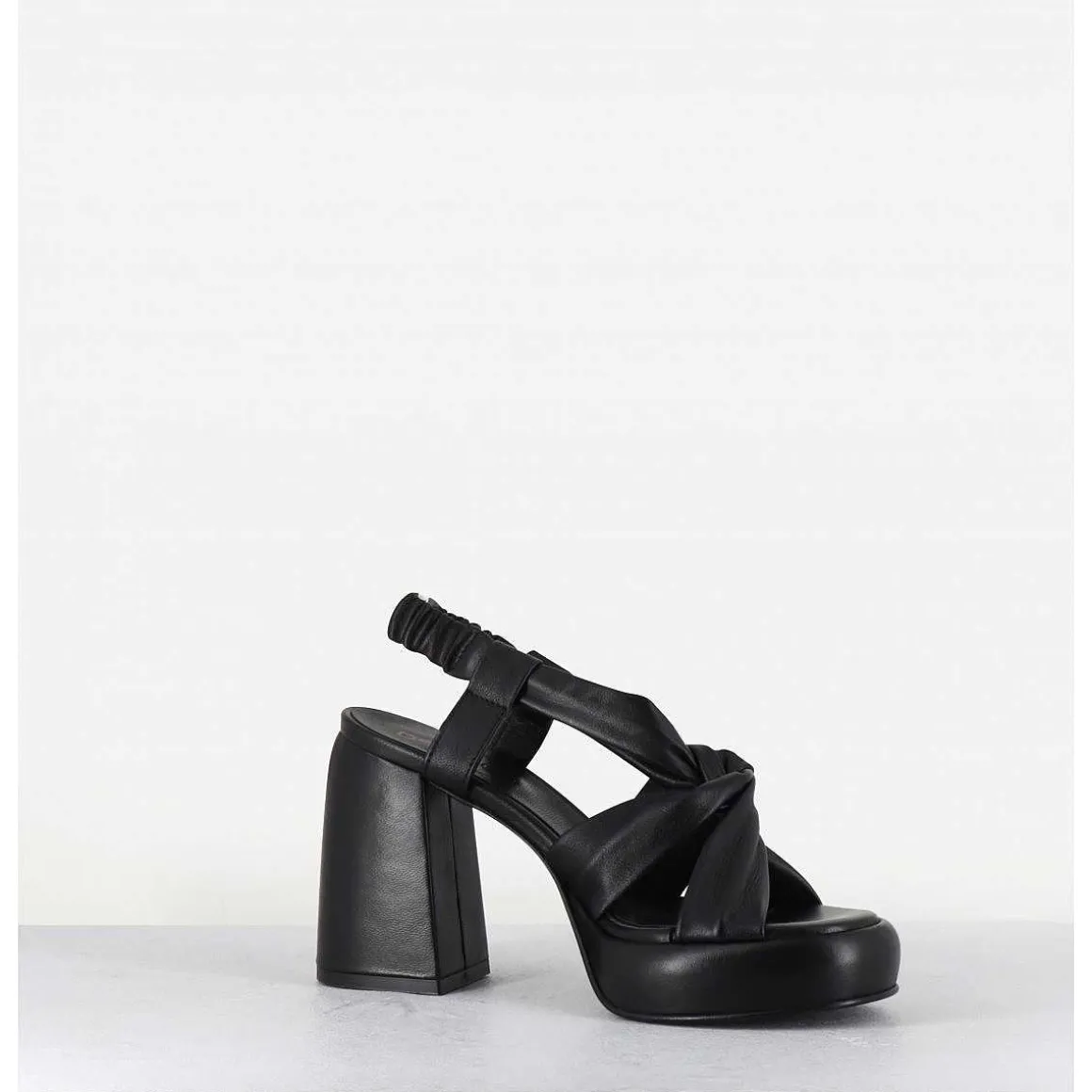 Sandales A Plateforme En Cuire Souple Noir - Aura Cloe Nero