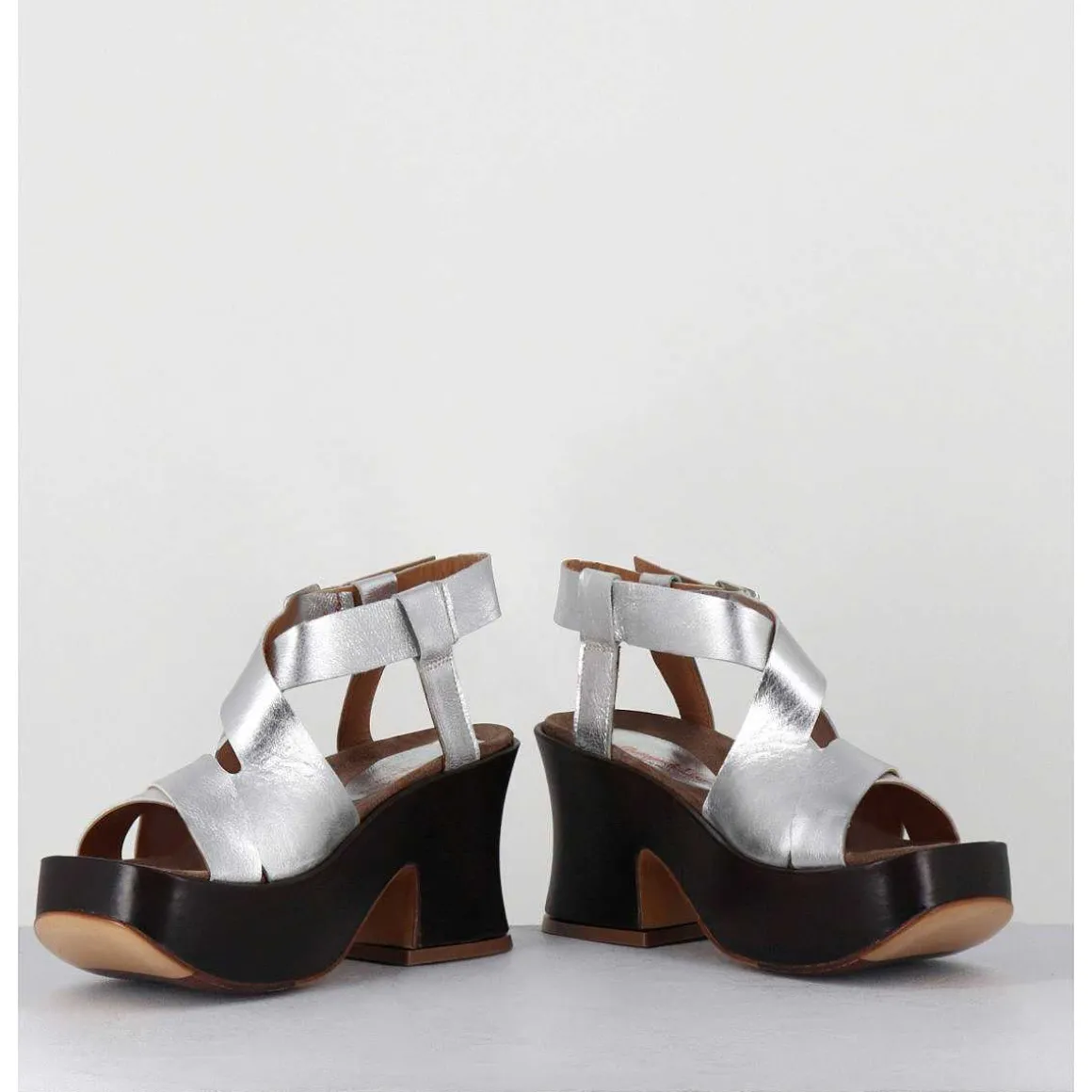 Sandales A Plateforme Japonisante En Cuir Argent - 5355 Light Argento