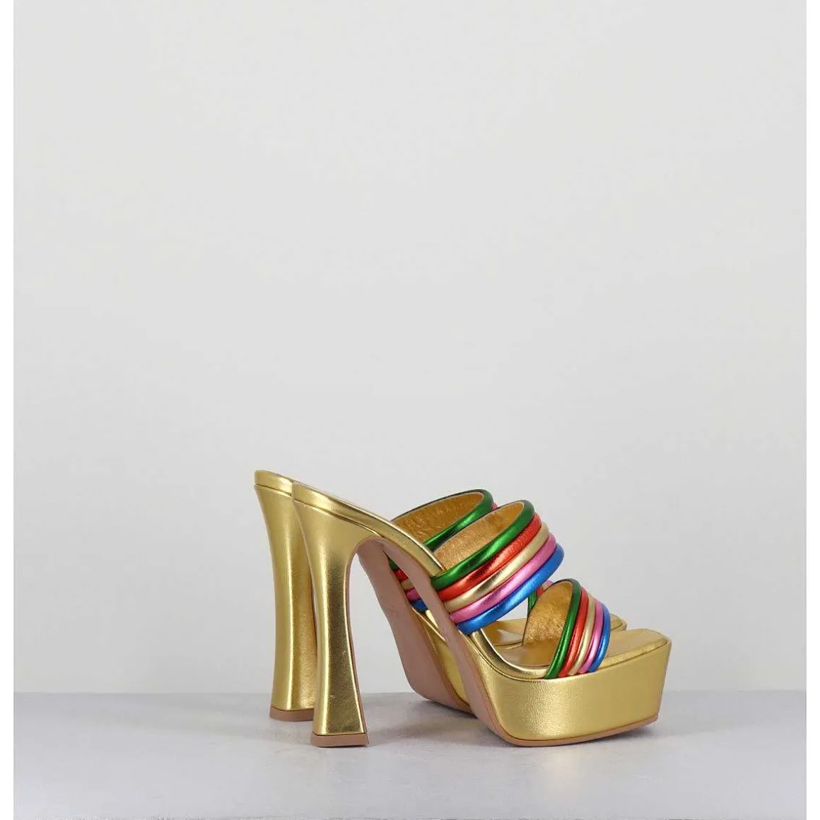 Sandales A Talon Haut & Plateforme En Cuir Metallise Dore - Dora Laminato Rainbow